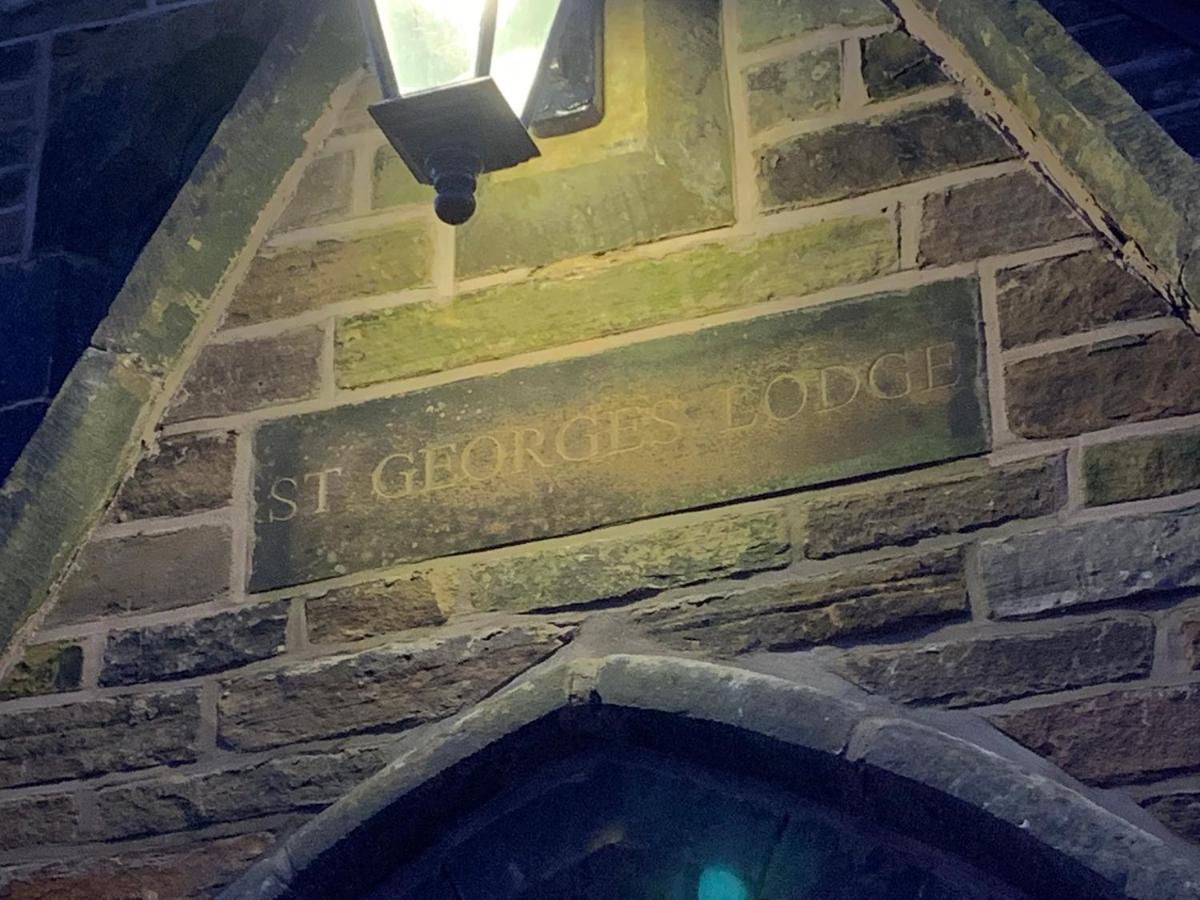 St George'S Lodge Halifax Bagian luar foto